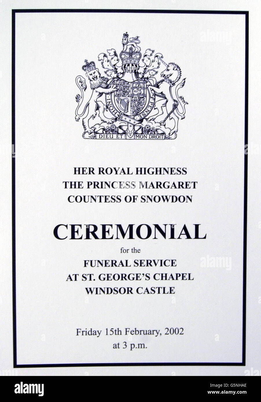 El Ceremonial para el Servicio Funeral de la Princesa Margaret, en la Capilla de San Jorge en el Castillo de Windsor. La Princesa, la hermana joven de la Reina Isabel II, murió a los 71 años de edad. Foto de stock