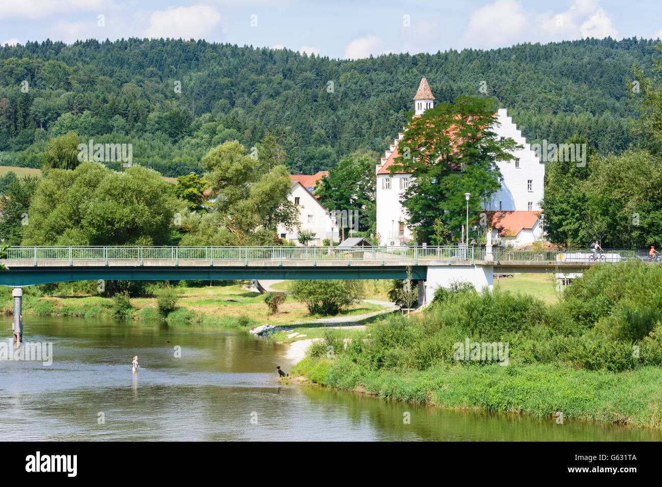 En river Hirschling Regen, Castillo, Regenstauf Hirschling, Alemania, Bayern, Baviera, Oberpfalz, el Alto Palatinado Foto de stock