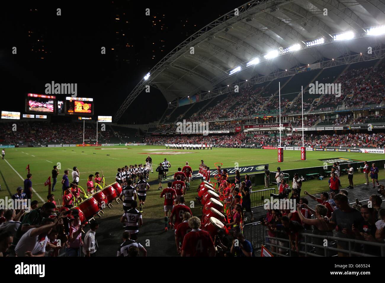 Rugby - 2013 británicos e irlandeses Lions Tour - bárbaros v LOS LEONES BRITÁNICOS E IRLANDESES - estadio de Hong Kong Foto de stock