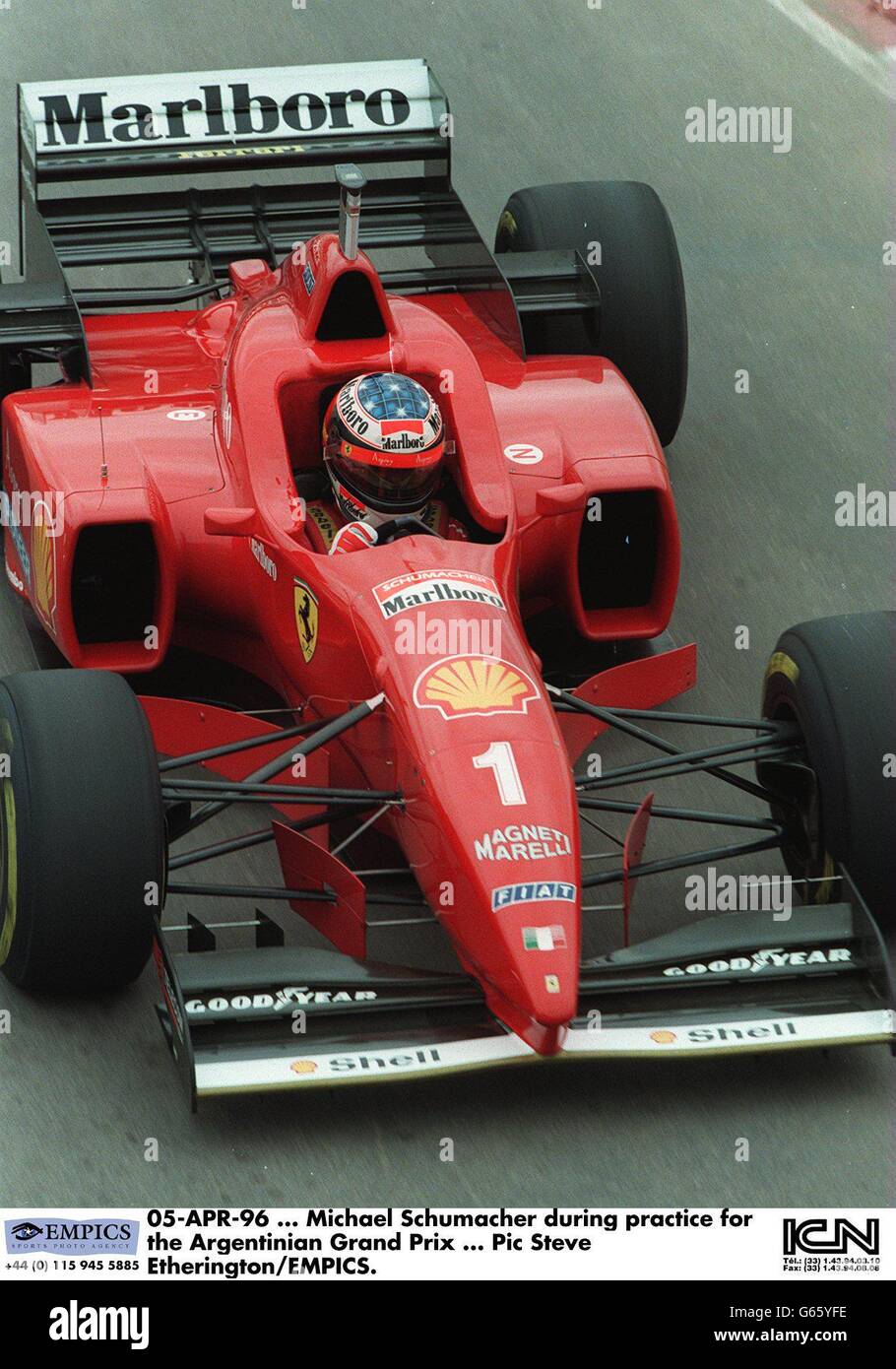 05-ABR-96... Michael Schumacher durante la práctica para el Gran Premio Argentino Foto de stock