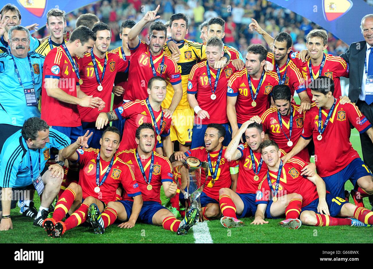 Fútbol - Campeonato de UEFA sub 21 2013 - Final - Italia v España - Teddy Fotografía de stock - Alamy