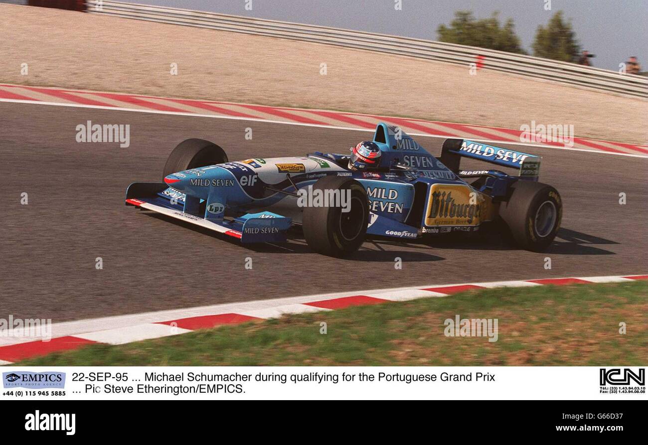 22-SEP-95... Michael Schumacher durante la calificación para el Gran Premio de Portugal Foto de stock