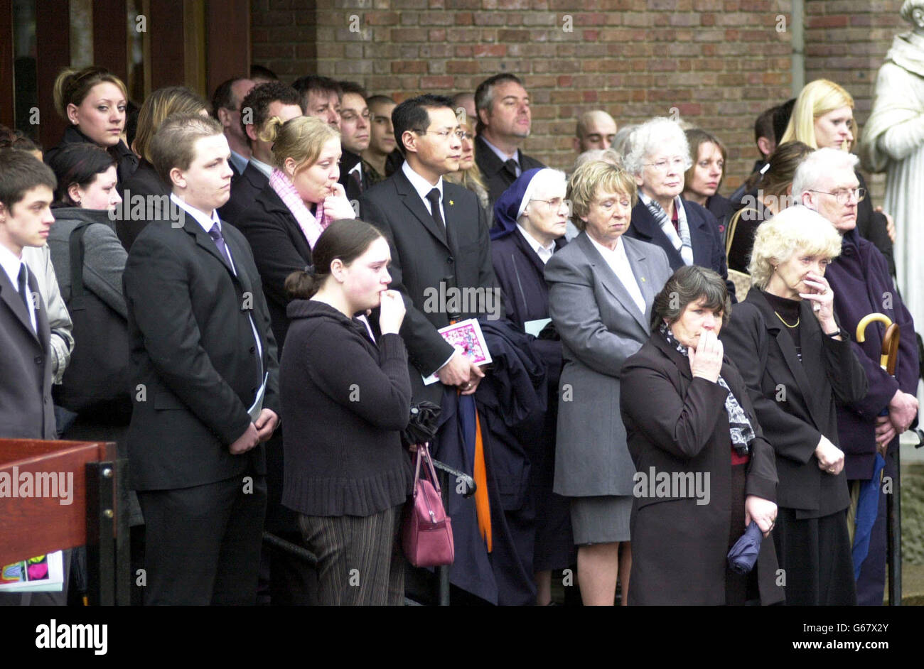 Funeral de marsha mcdonnell fotografías e imágenes de alta resolución ...