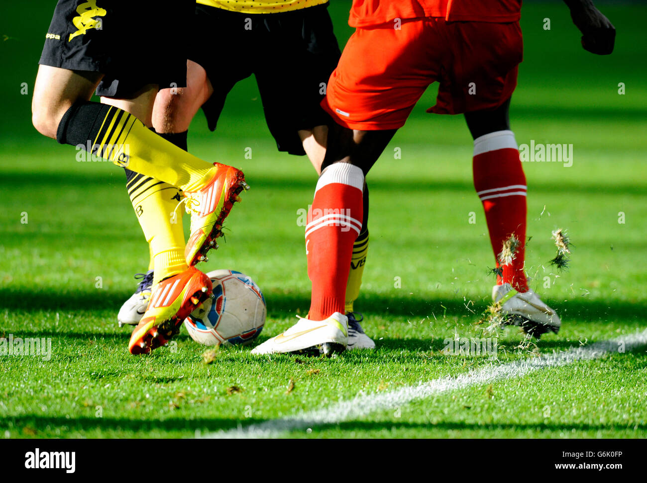Duelo, match preparatorio para la segunda ronda del torneo temporada 2011-2012, Fortuna Duesseldorf - Borussia Dortmund. Foto de stock