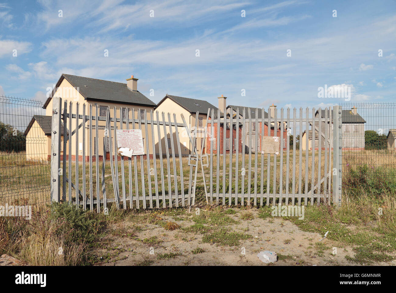 Una pequeña urbanización de casas apresado en Wexford, Irlanda. Foto de stock