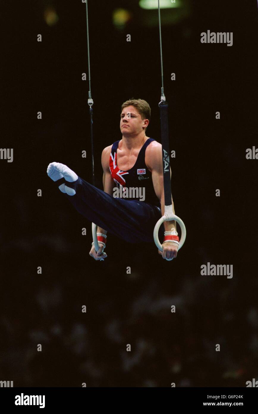 Los Juegos Olimpicos De Atlanta Mens Gimnasia Aparatos Individuales Fotografia De Stock Alamy