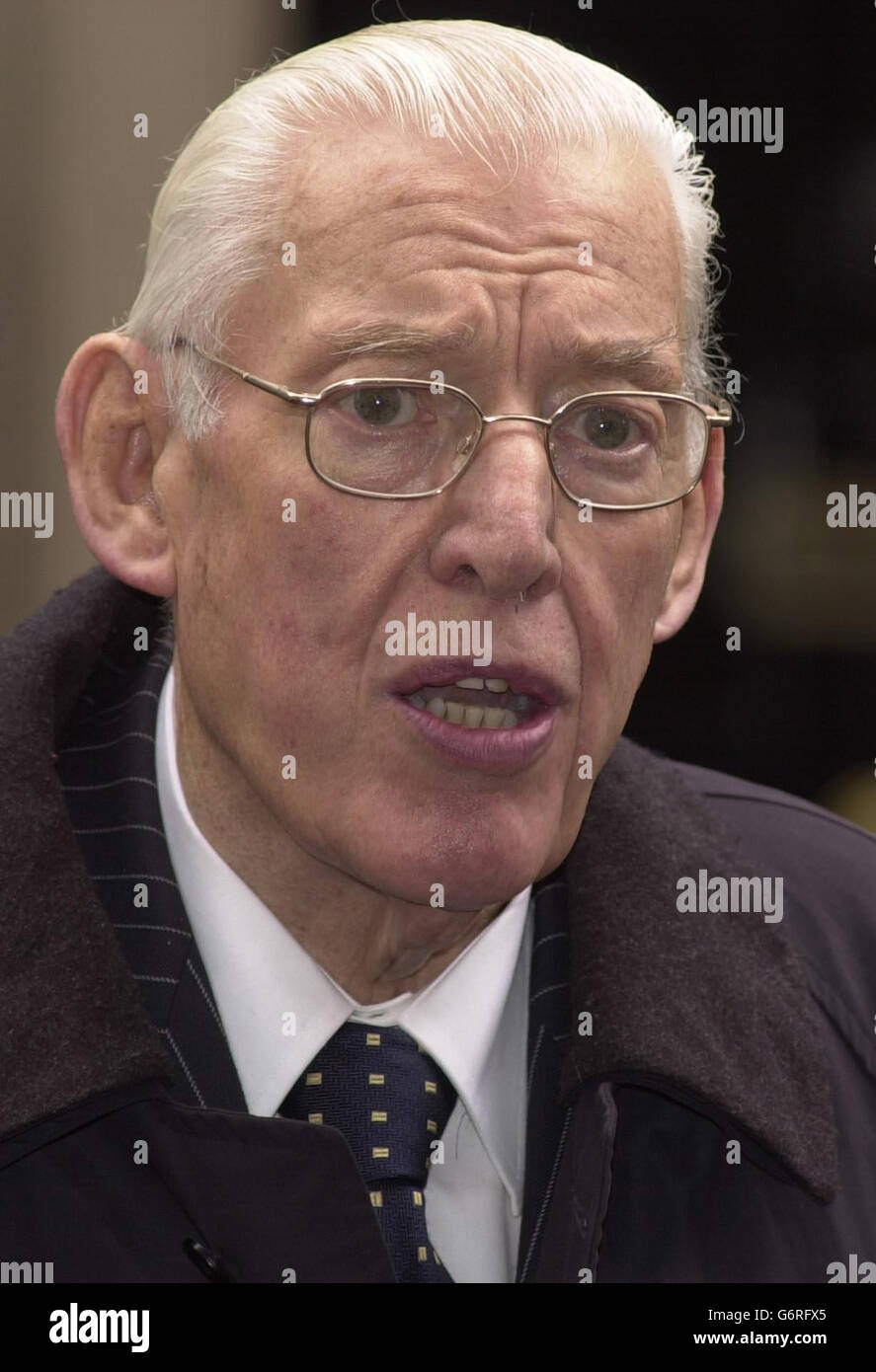 Ian Paisley, habla con la prensa fuera No.10 Foto de stock