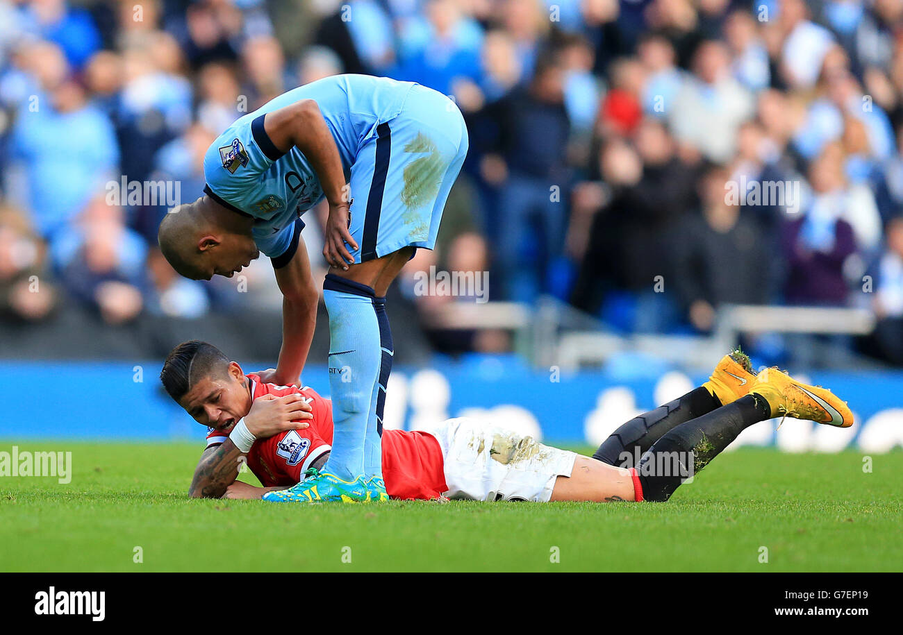 Manchester Uniteds Marcos Rojo Fotos E Imagenes De Stock Alamy