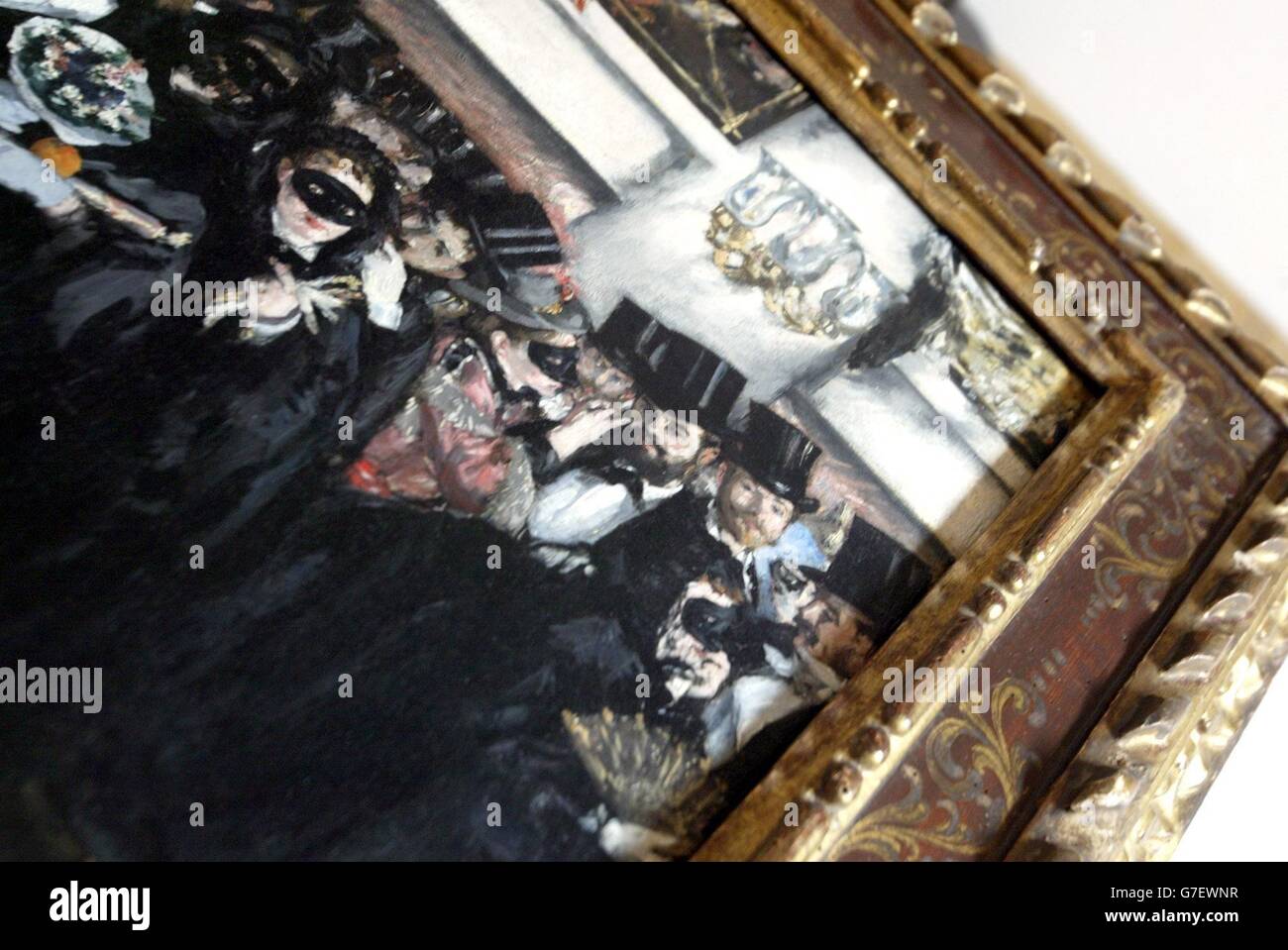 Un detalle de 'The Masked Ball at the Opera' de Manet (1873) en la Whitechapel Gallery en el este de Londres. Desde la Galería Nacional de Washington, la pintura es la primera obra maestra impresionista francesa que se exhibe en el East End, y forma parte de una nueva exposición importante en la galería que se inaugura el 3 de diciembre de 2004. 'Caras en la multitud - Picturing Modern Life from Manet to Today' se llevará a cabo hasta el 6 de marzo de 2005. Foto de stock