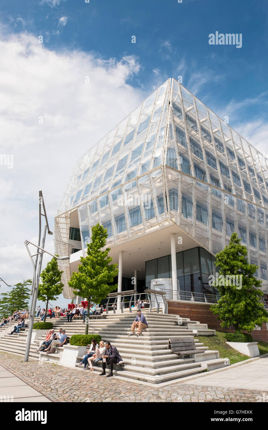 Moderno edificio de la sede de Unilever en Hafencity Hamburgo Alemania Foto de stock