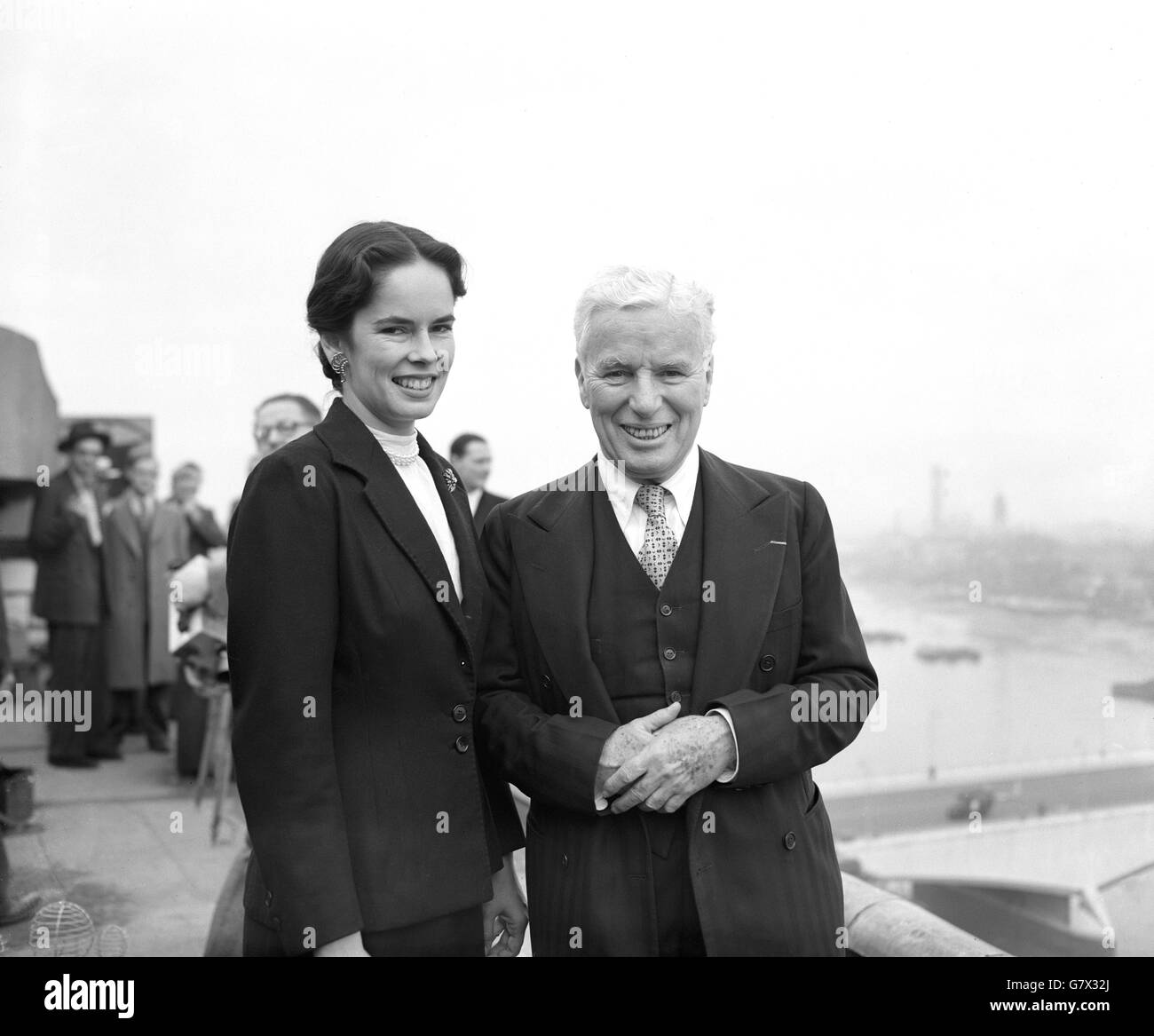 Entretenimiento - Charlie Chaplin en Londres - Hotel Savoy de Londres, techo Foto de stock