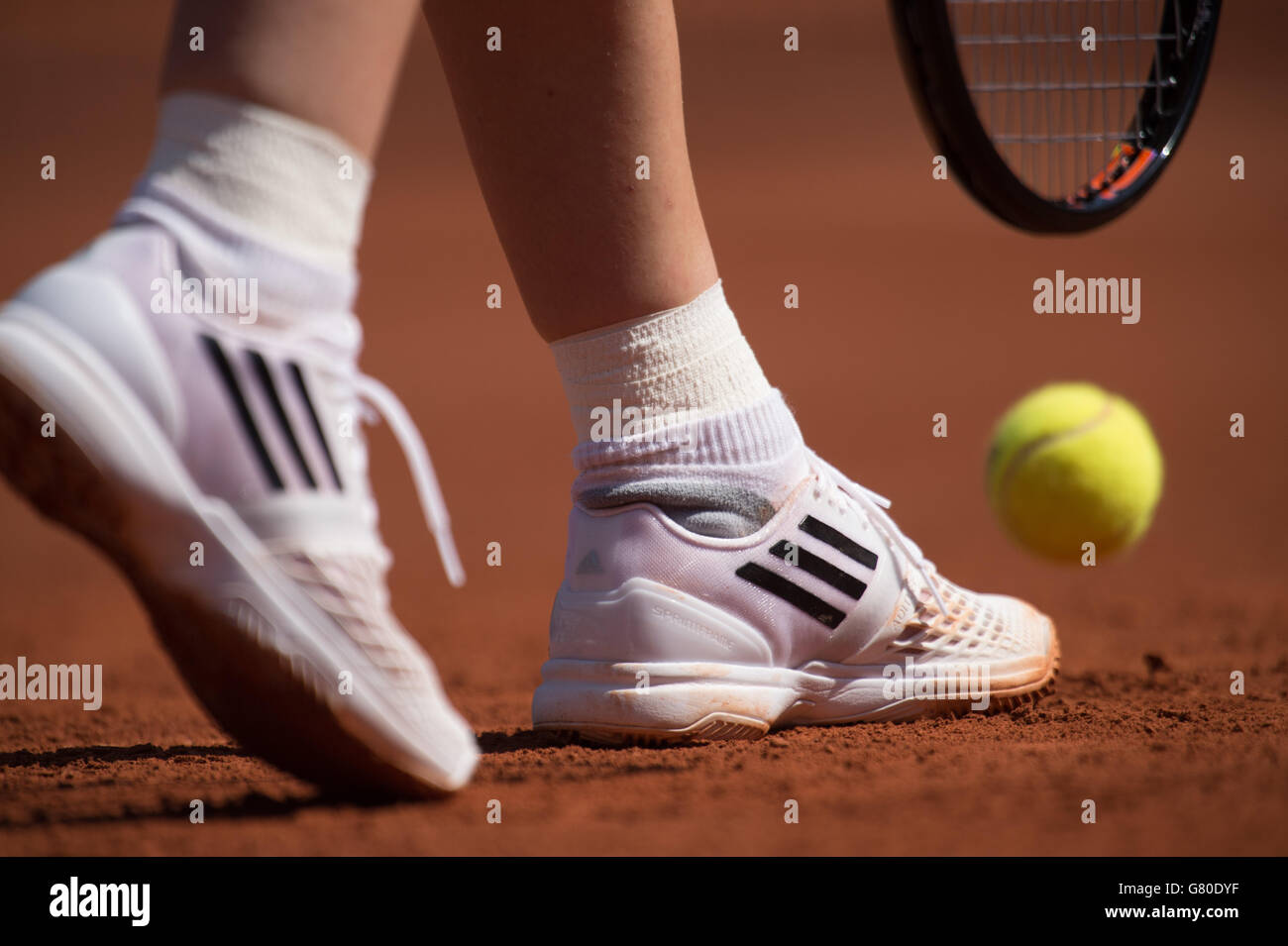 Zapatos tenis adidas fotografías e resolución Alamy
