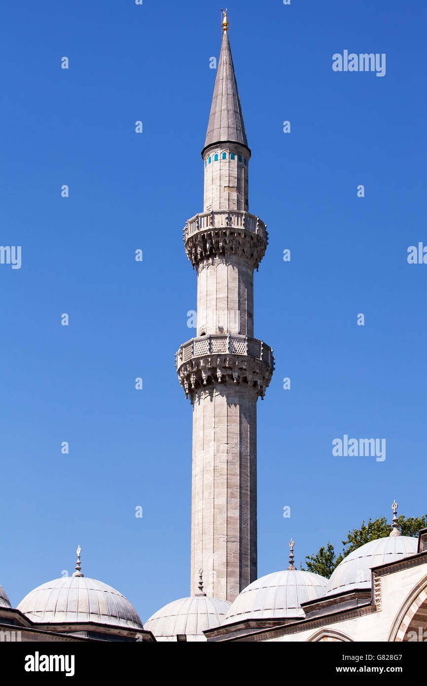 Minarete de la Mezquita Süleymaniye, Estambul, Turquía Foto de stock