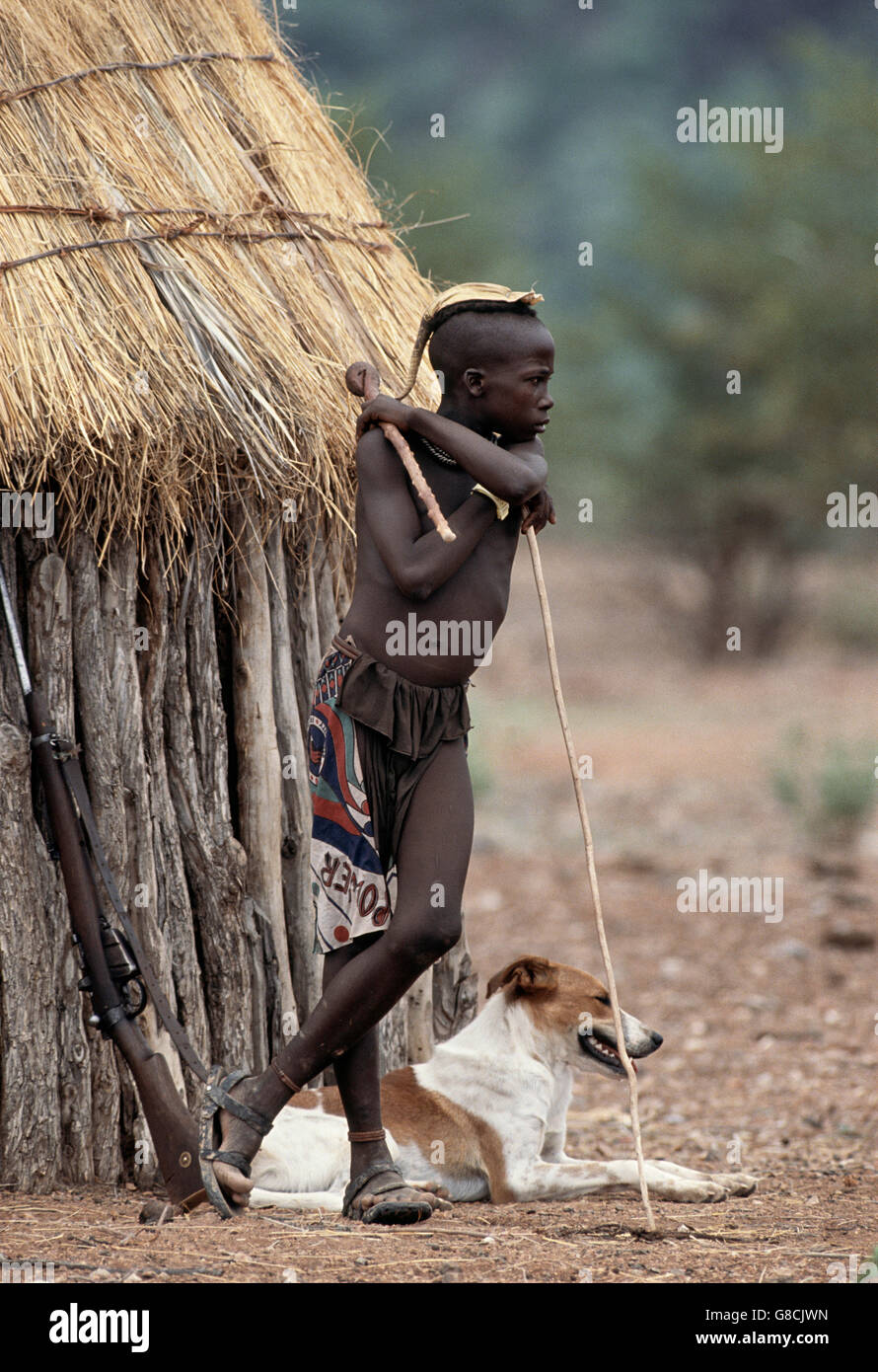 Poco Himba boy, Namibia. Art. Foto de stock