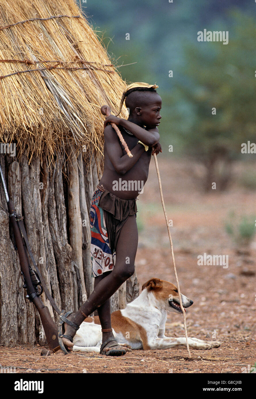 Poco Himba boy, Namibia. Foto de stock