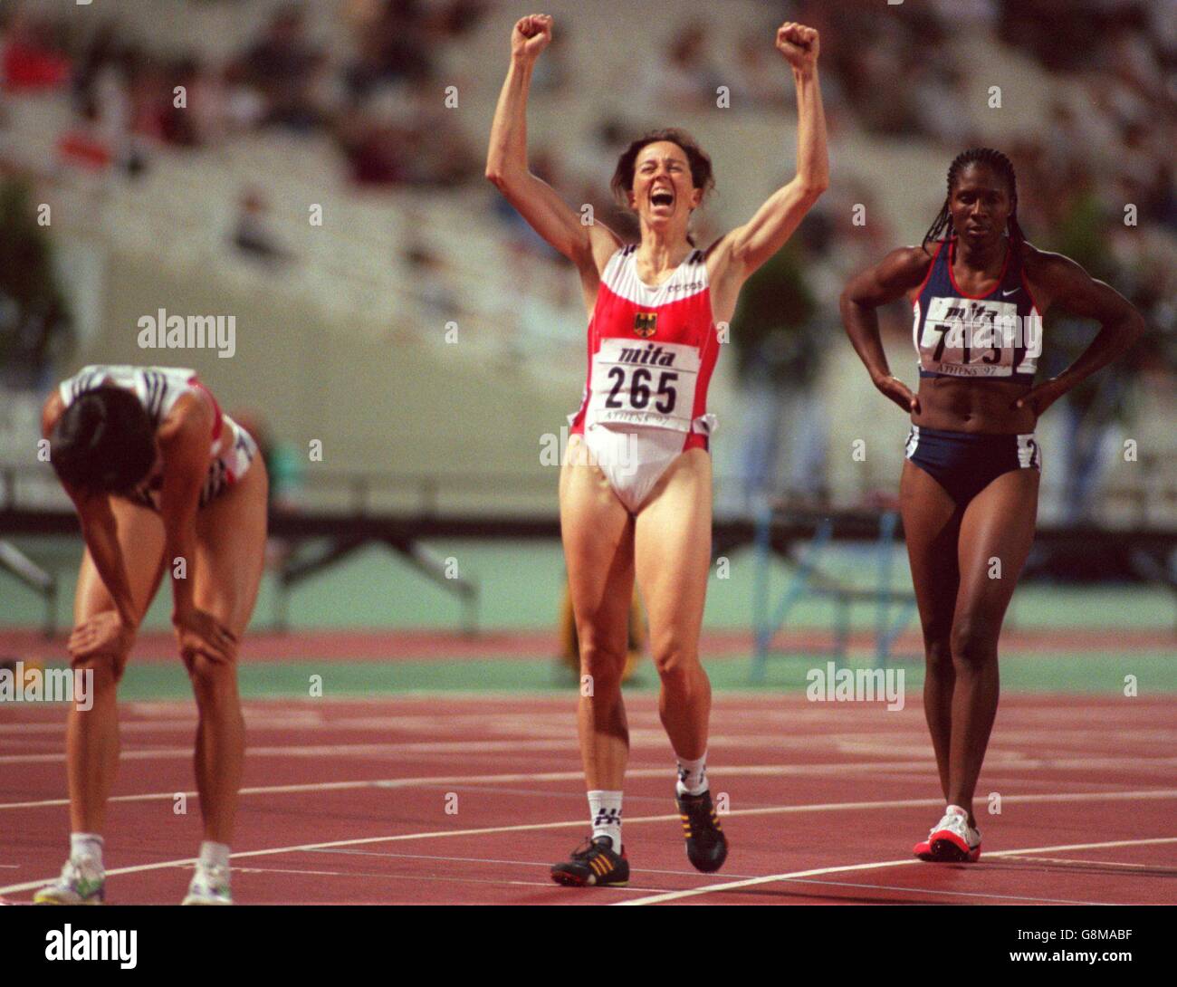 Atletismo - Campeonato Mundial IAAF 6th - Atenas 1997. Sabine Braun, Alemania Foto de stock