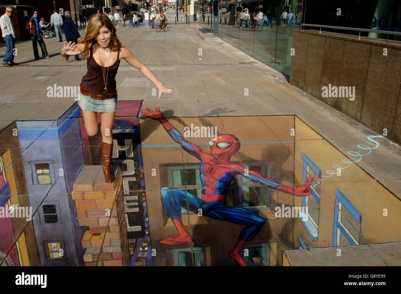 Ultimate spider man fotografías e imágenes de alta resolución - Alamy