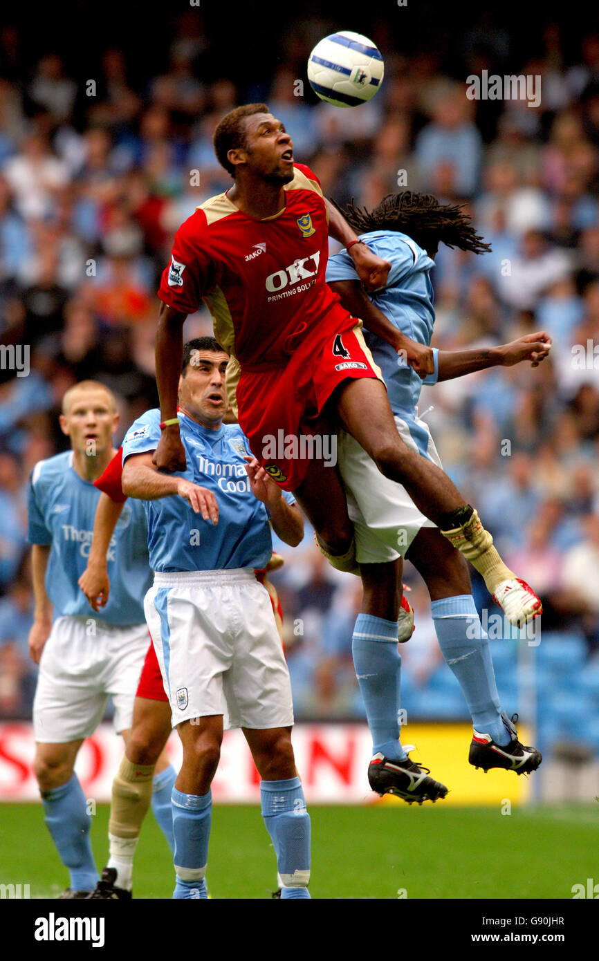Fútbol - FA Barclays Premiership - Manchester City v Portsmouth - City of Manchester Stadium Foto de stock