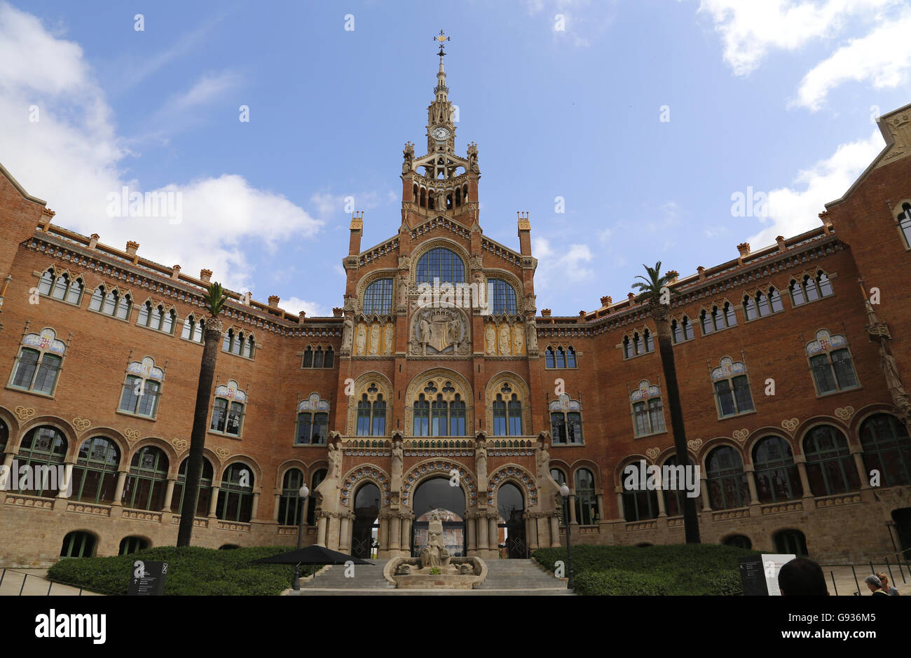 Hospital de la Santa Cruz y San Pablo. Construido 1901-1930. Diseñado por el arquitecto modernista Lluís Domènech i Montaner (1850-1923 Foto de stock