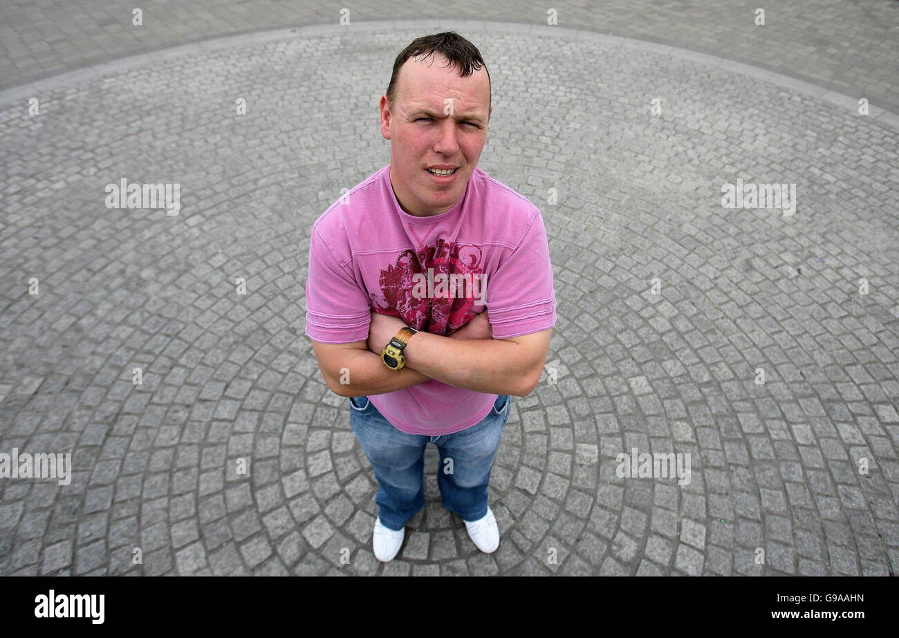 El hombre de Ballymun Willa White, que antes estaba sin hogar, y ha comenzado una nueva carrera como un cómic de pie. Foto de stock