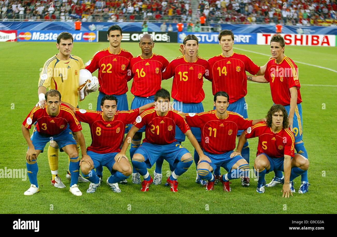 Fútbol - Copa Mundial de la FIFA Alemania 2006 - Grupo H - España - Túnez -  Gottlieb-Daimler-Stadion Fotografía de stock - Alamy
