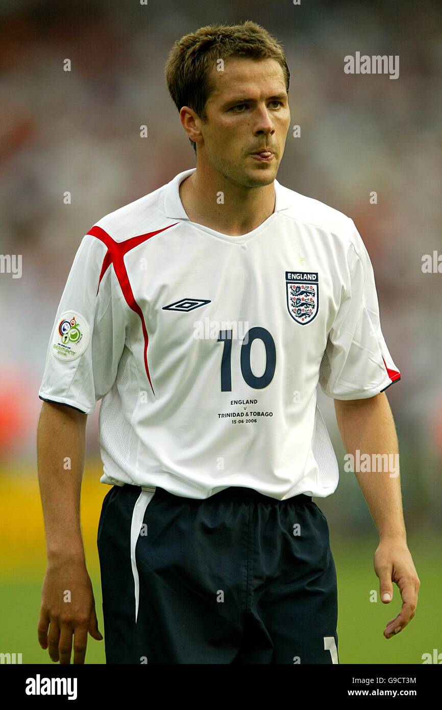 Fútbol - Copa Mundial de la FIFA Alemania 2006 - Grupo B - Inglaterra  contra Trinidad y Tobago - Franken-Stadion. Michael Owen, Inglaterra  Fotografía de stock - Alamy