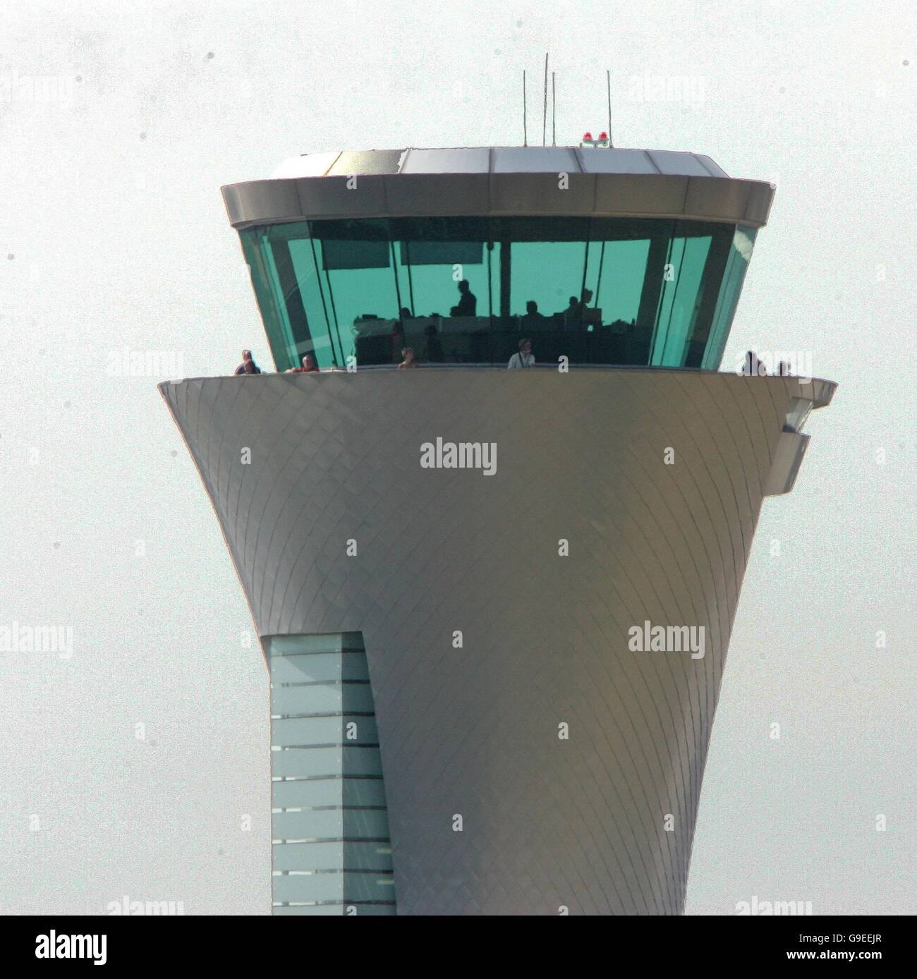 La torre de control en el Salón Aeronáutico de Farnborough. Foto de stock