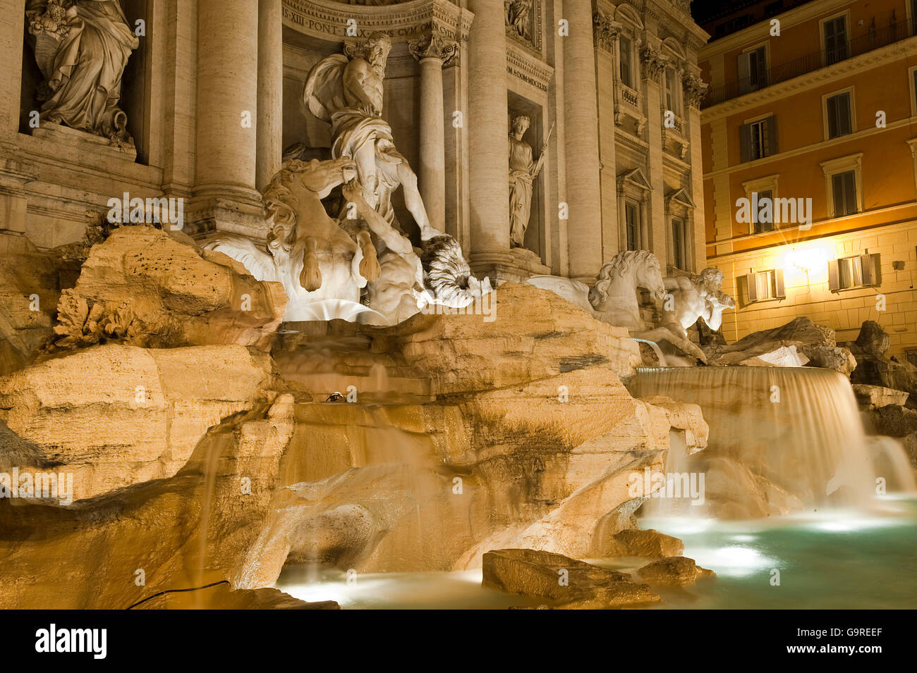 La fontana de Trevi, Roma, Lazio, Italia / Fontana di Trevi. Foto de stock