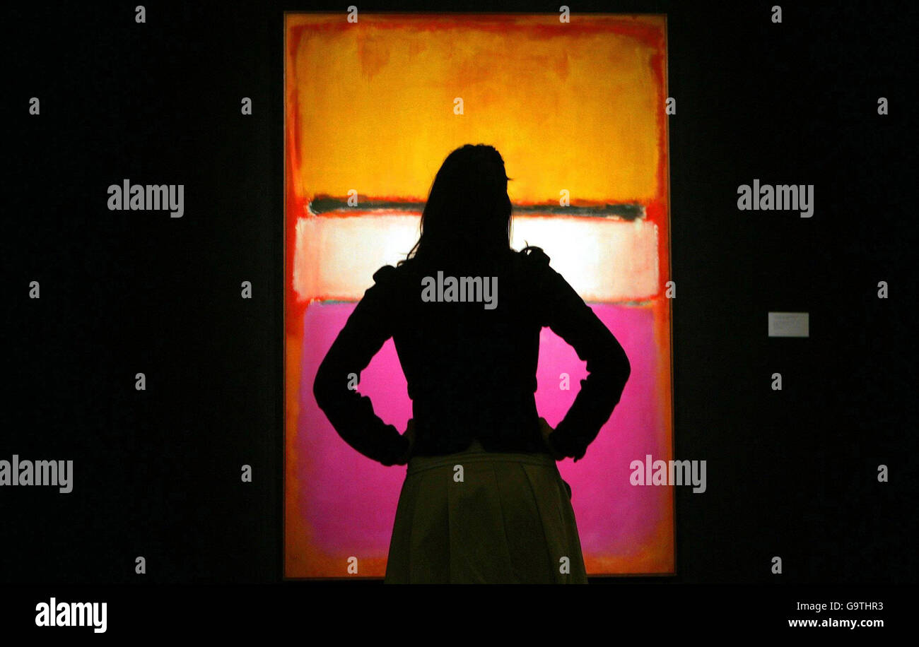 Mark Rothko en la pantalla de trabajo en Sotheby's Foto de stock