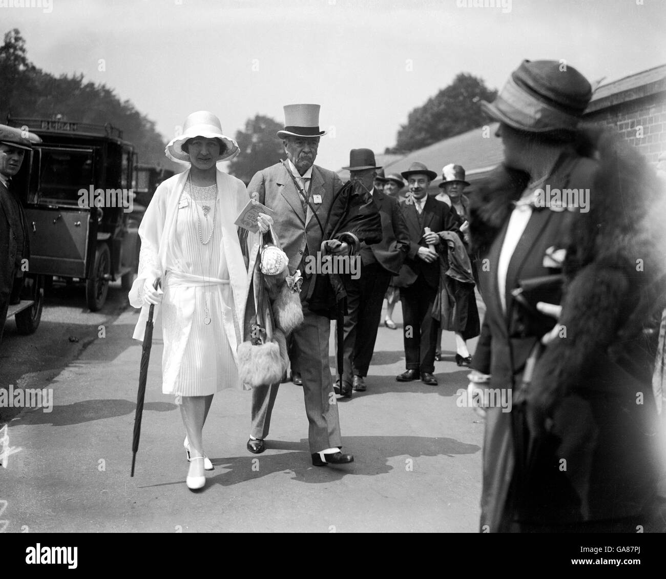 Carreras de caballos, Royal Ascot. El Señor y la Señora Dunedin llegan a Royal Ascot Foto de stock