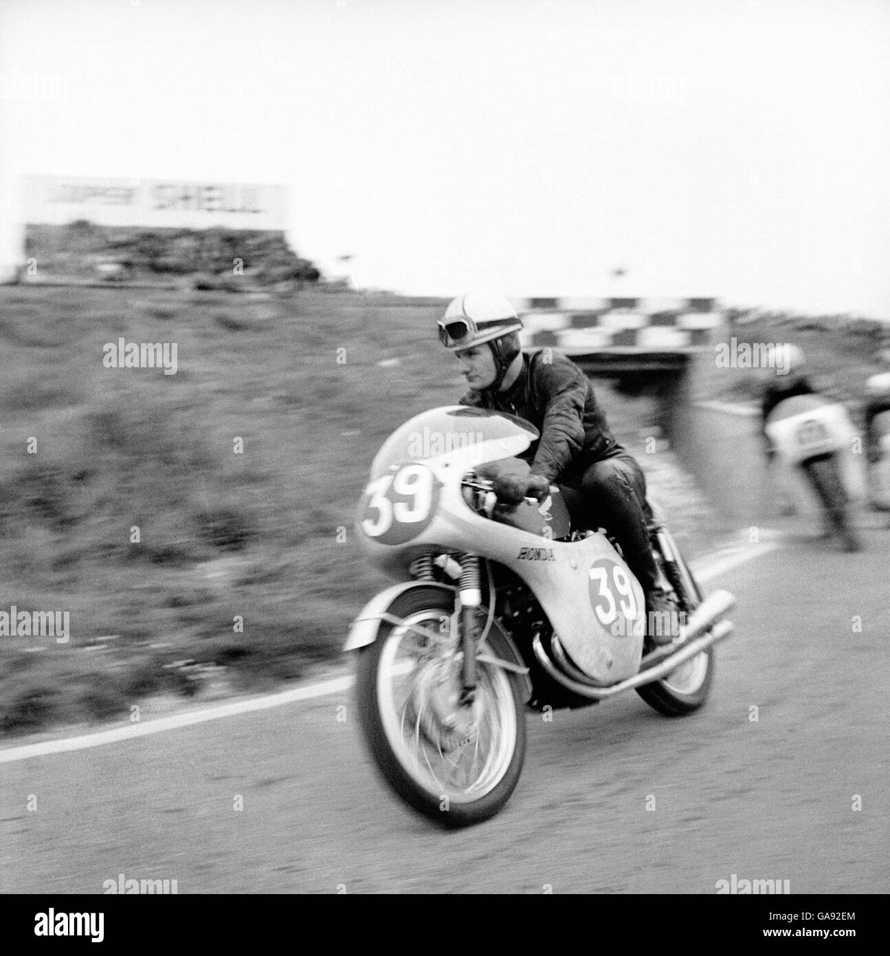 Ciclismo de motor, Brands Hatch, 1961. Mike Hailwood carreras en un Honda RC162 250cc. Foto de stock