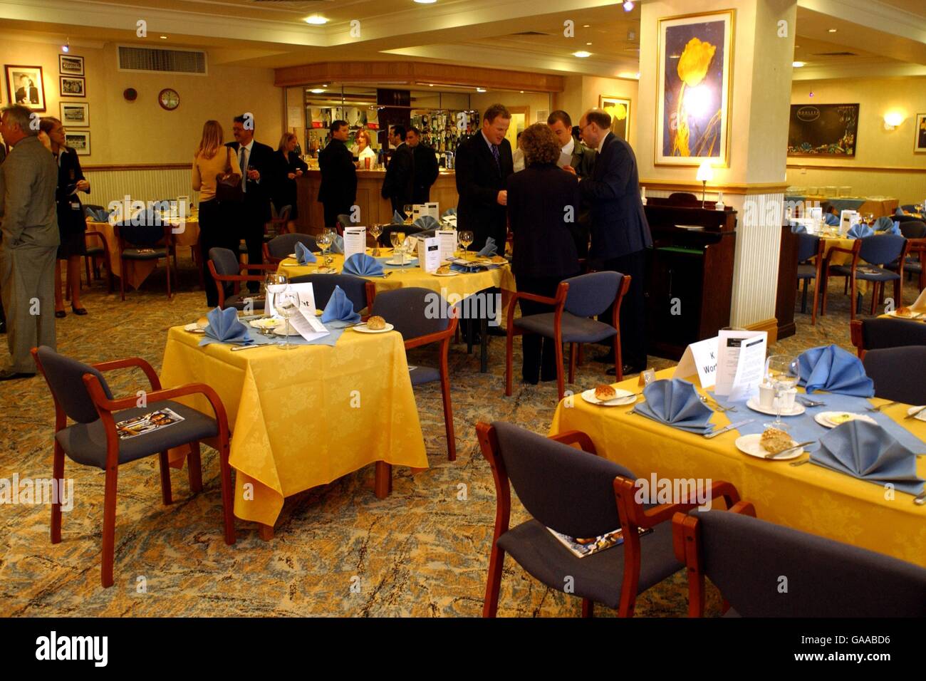 Fútbol - Nationwide League Division One - Sheffield Miércoles contra Wolverhampton Wanderers. Hospitalidad Foto de stock