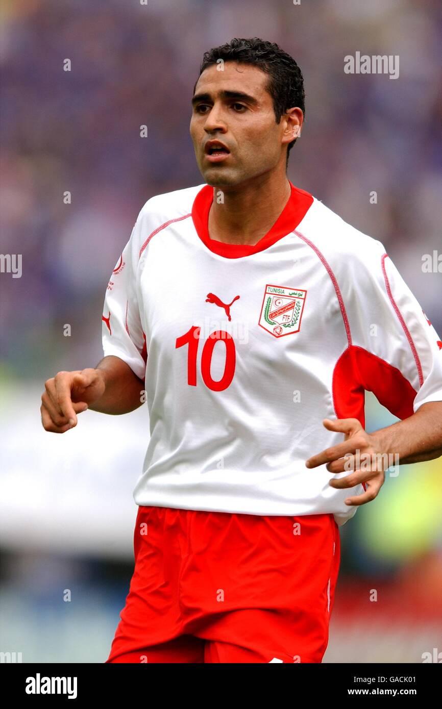 Fútbol - Copa Mundial de la Fifa 2002 - Grupo H - Túnez v Japón Fotografía  de stock - Alamy