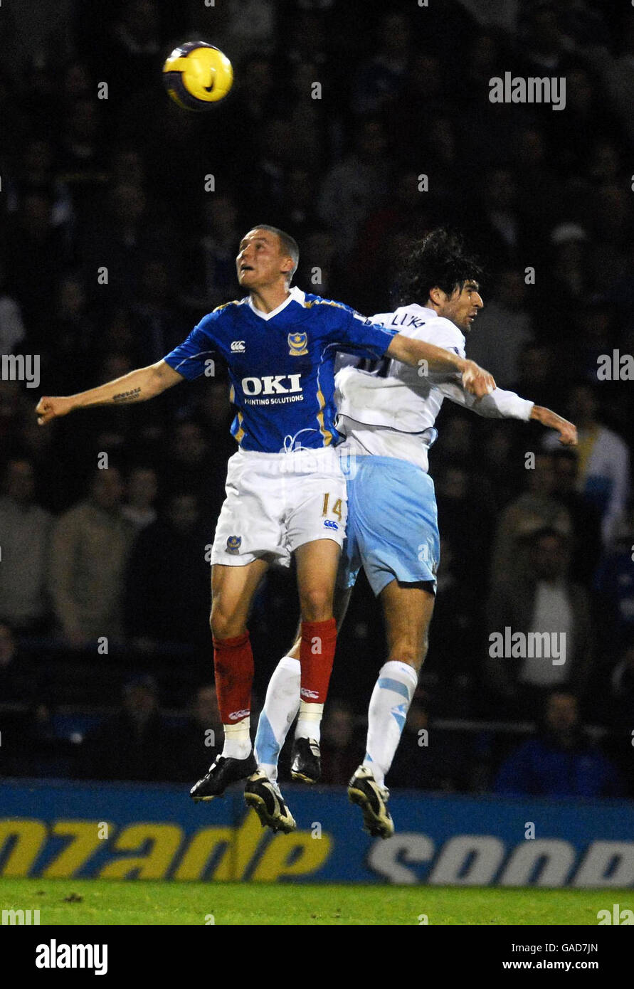 Fútbol - Barclays Premier League - Portsmouth v Manchester City - Fratton Park Foto de stock