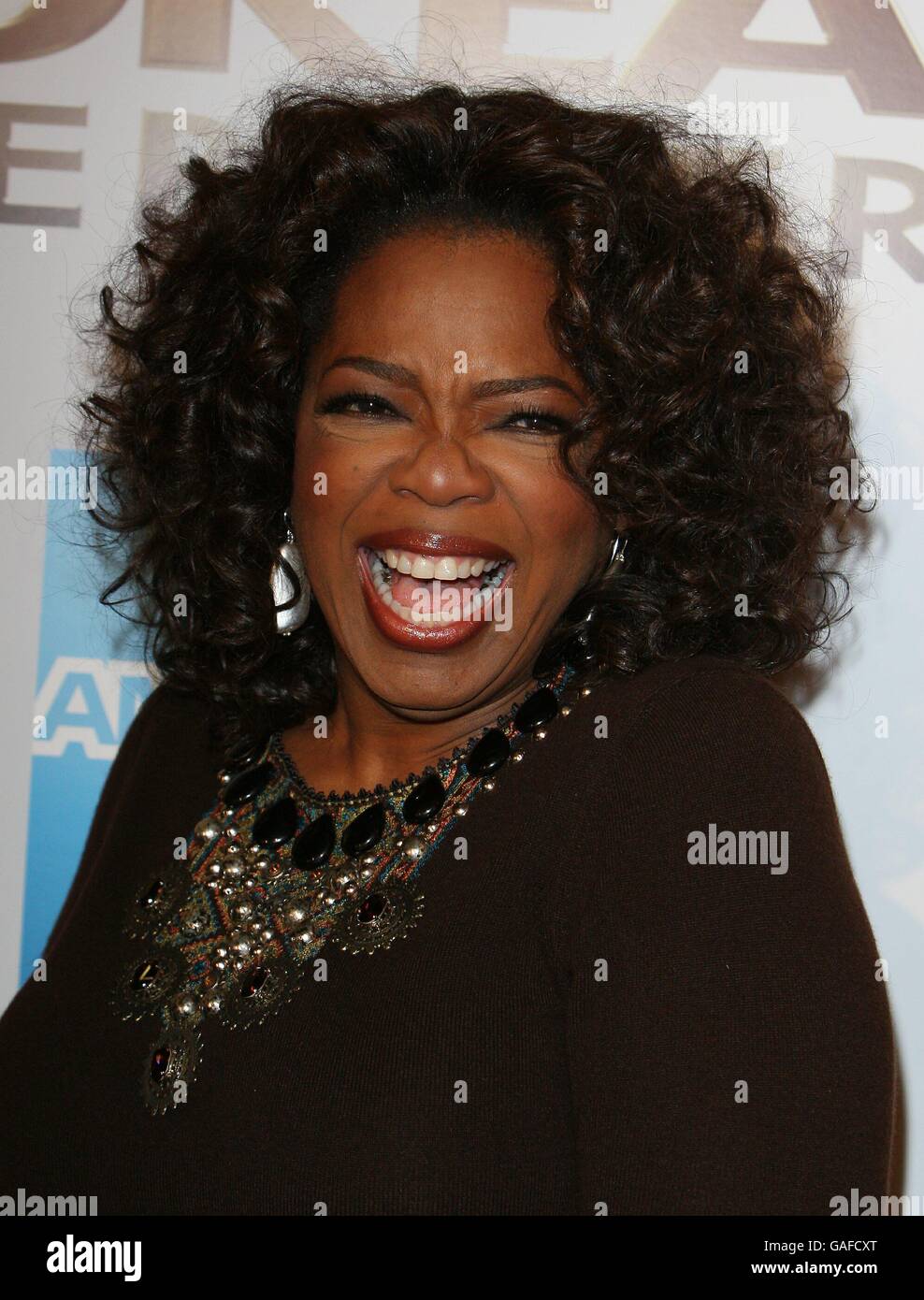 Oprah Winfrey llega al estreno de los grandes Debaters en el Arclight Cinerama Dome en Hollywood, los Ángeles. Foto de stock