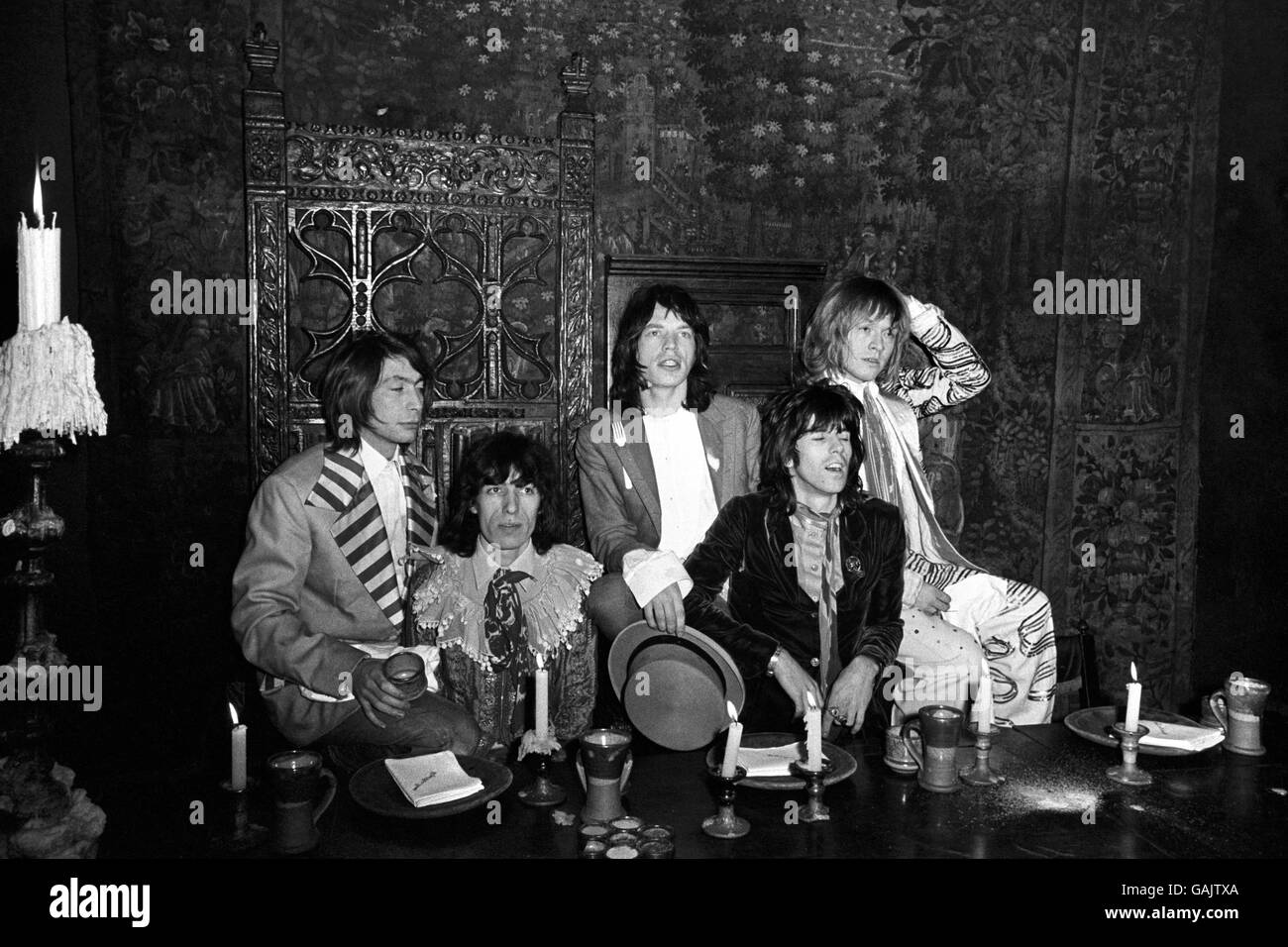 Los Rolling Stones dieron un banquete de los Beggars para todos sus amigos de la prensa y de la televisión en la sala Elizabeth del hotel Gore, Londres Foto de stock