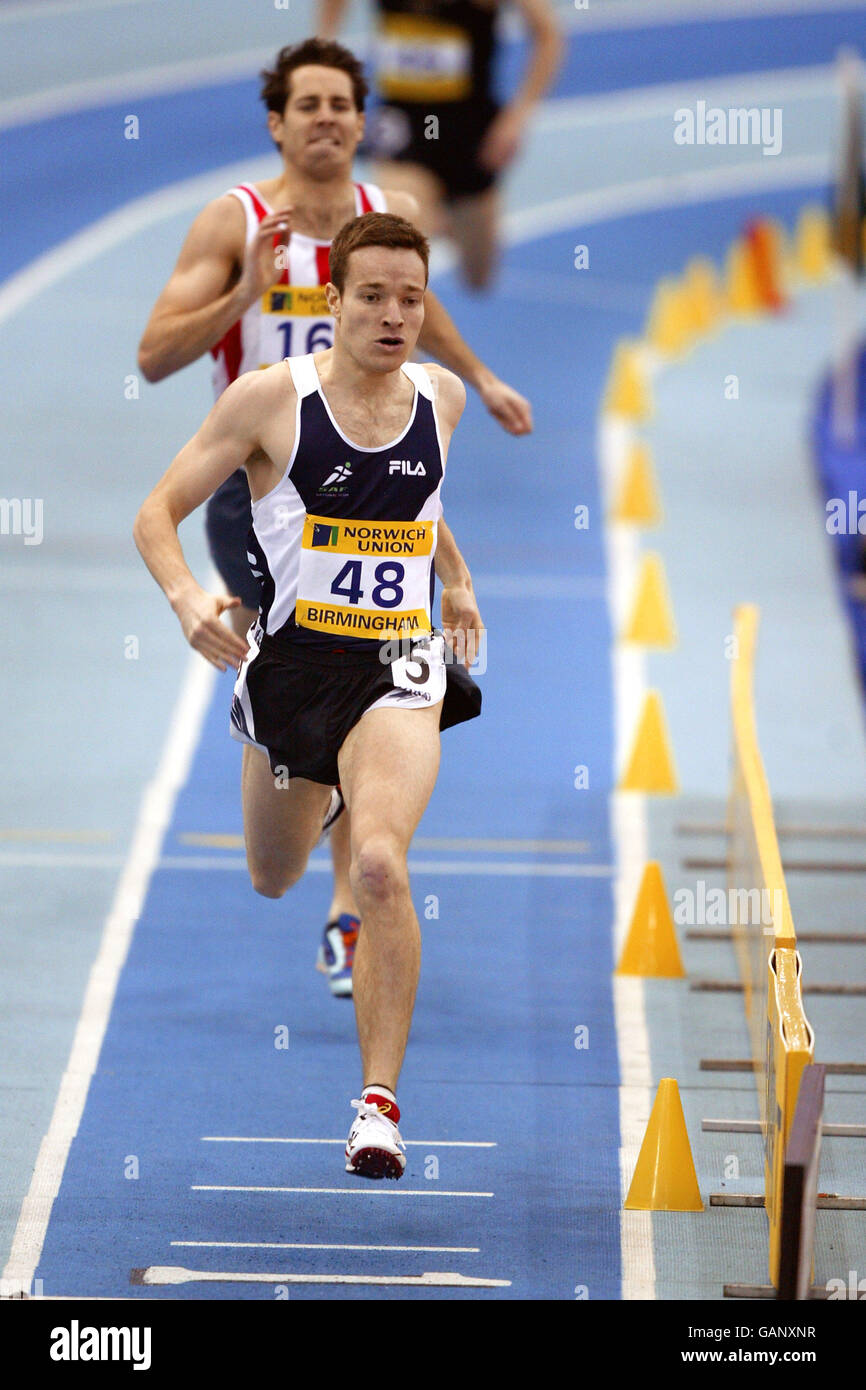Atletismo - Norwich Union World Indoor Trials & AAAs Championships - Birmingham. Andrew Brown de Woodford Green Foto de stock