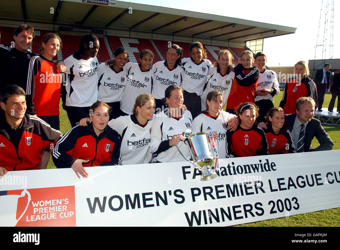 Fulham celebra ganar la F.A. Final de la Premier League Cup para mujer en  todo el país Fotografía de stock - Alamy