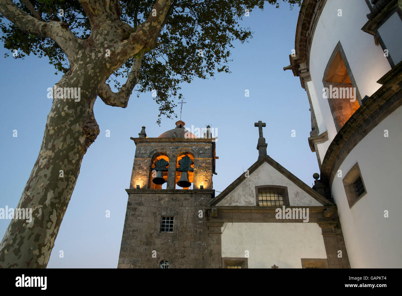 El Mosteiro da Serra do Pilar en Villa Nova de Gaia, en el centro de la ciudad de Porto en Porugal en Europa. Foto de stock