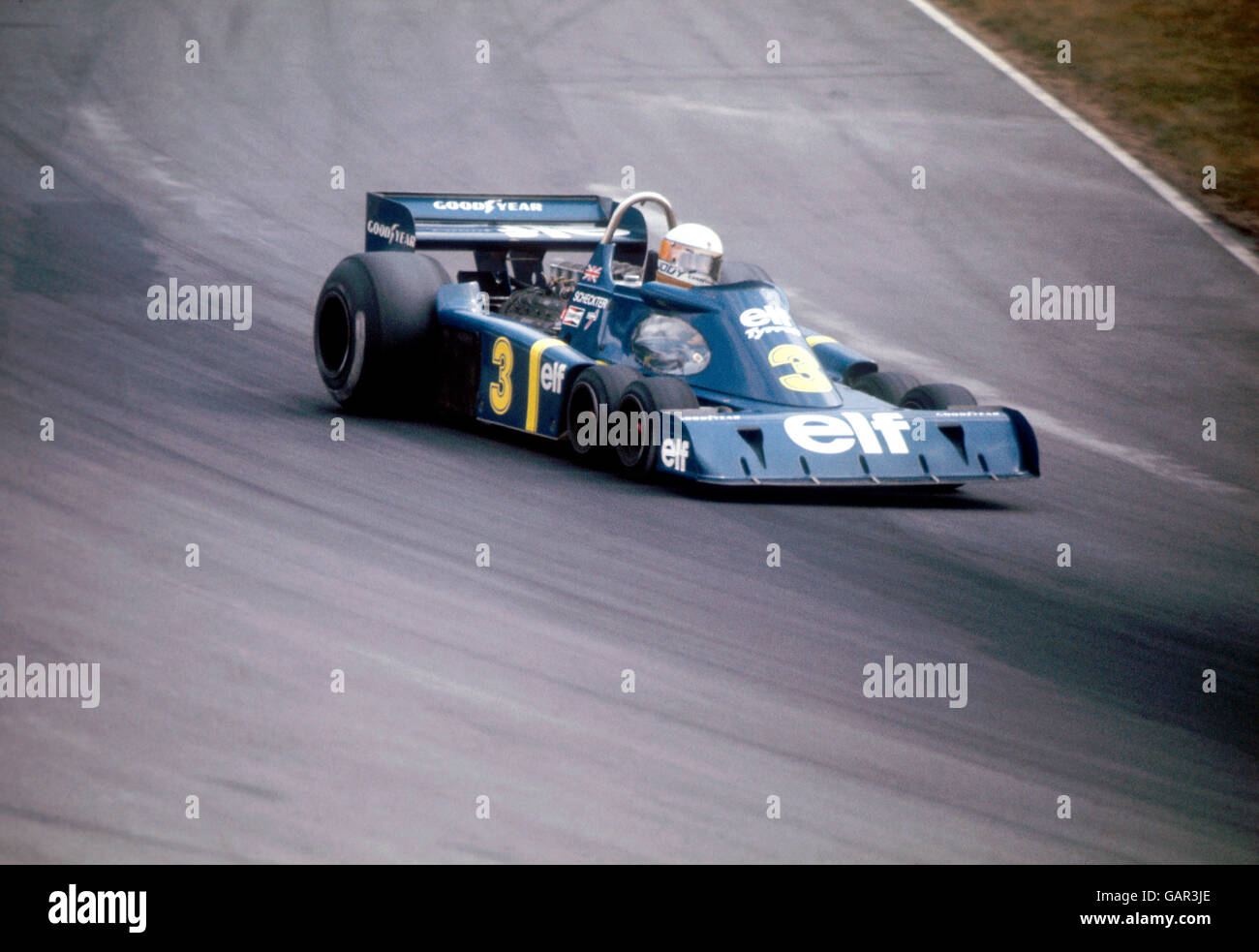 Carreras de Fórmula Uno - Gran Premio de Gran Bretaña. Jody Scheckter conduciendo un Tyrrell de seis ruedas Foto de stock