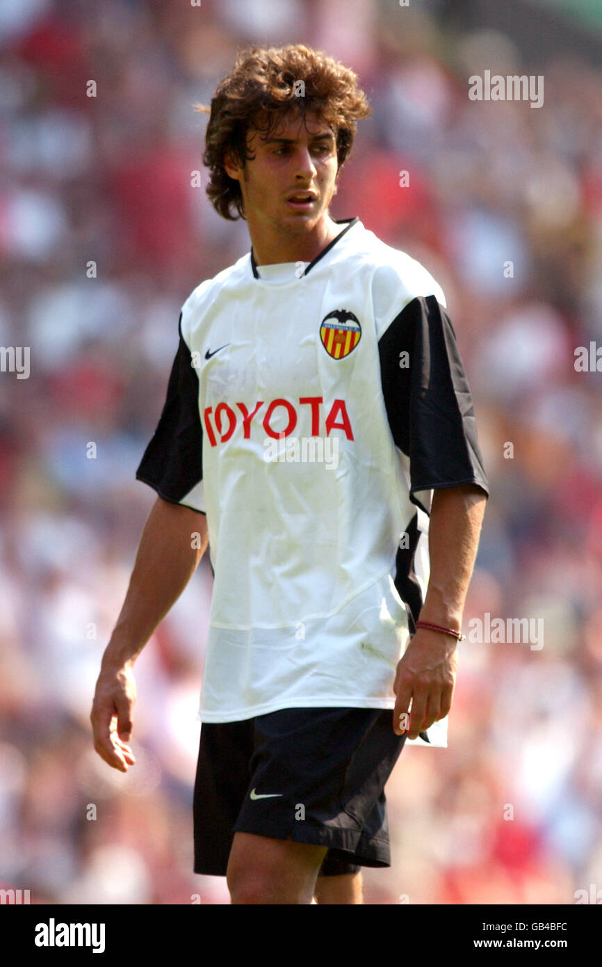 Fútbol - Friendly - Liverpool contra Valencia. Pablo Aimar, Valencia  Fotografía de stock - Alamy