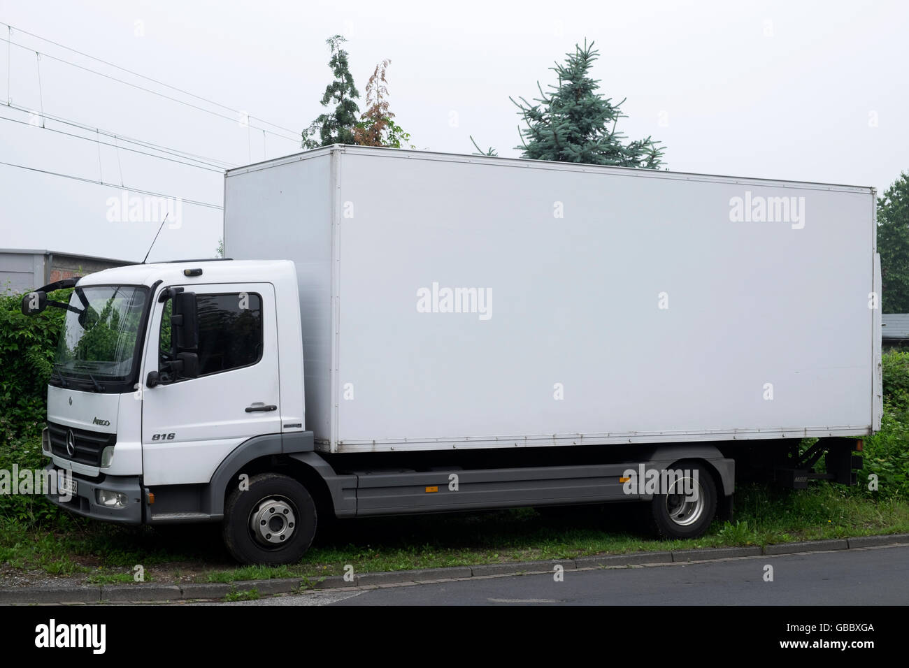 Mercedes benz atego fotografías e imágenes de alta resolución - Alamy