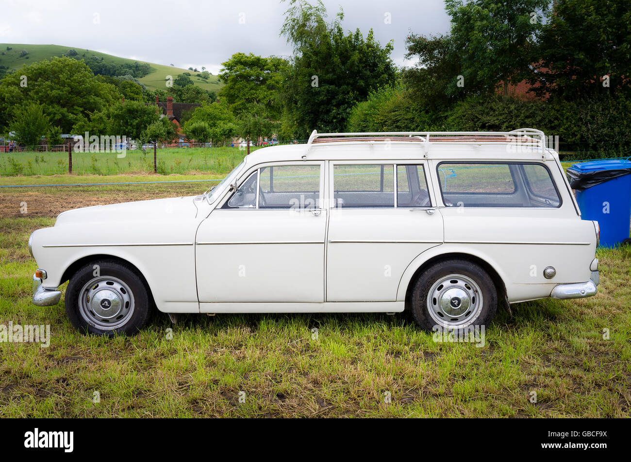 Cincuenta años Volvo 161 Amazon coche break en un espectáculo en inglés Foto de stock
