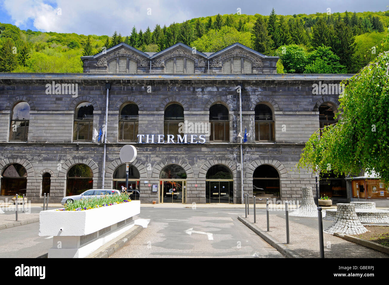 Aguas termales, Mont-Dore, Departement Puy-de-Dome, Auvergne, Francia / Thermes Foto de stock