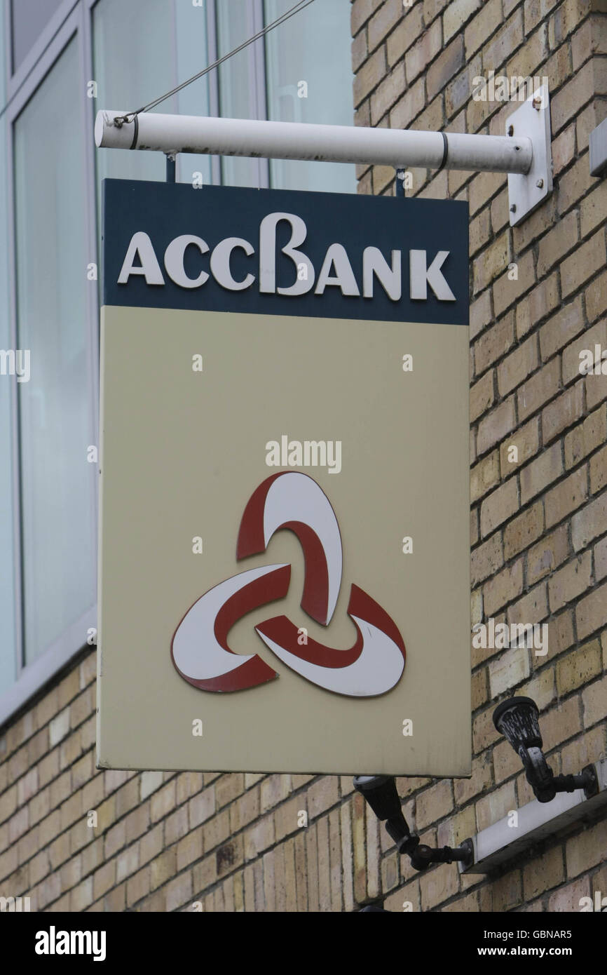 Trabajos a ser enviados en ACC Bank. La sede del Banco ACC en Dublín, como anunció el banco, reducirá 200 puestos de trabajo. Foto de stock