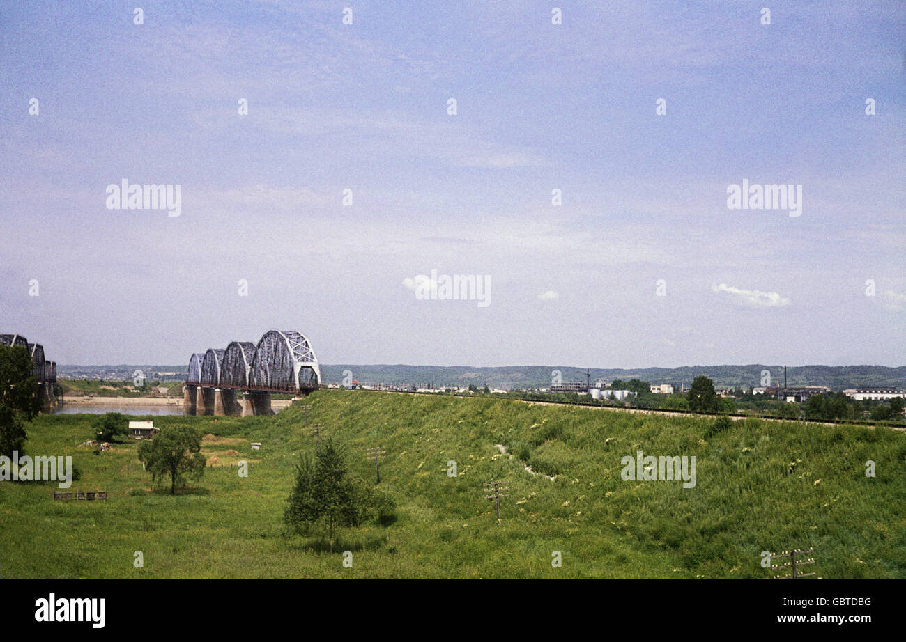 Geografía / viajes, Rusia, Siberia, transporte / transporte, Ferrocarril Transiberiano, puente sobre el río Yenisei, 1974, Derechos adicionales-Clearences-no disponible Foto de stock