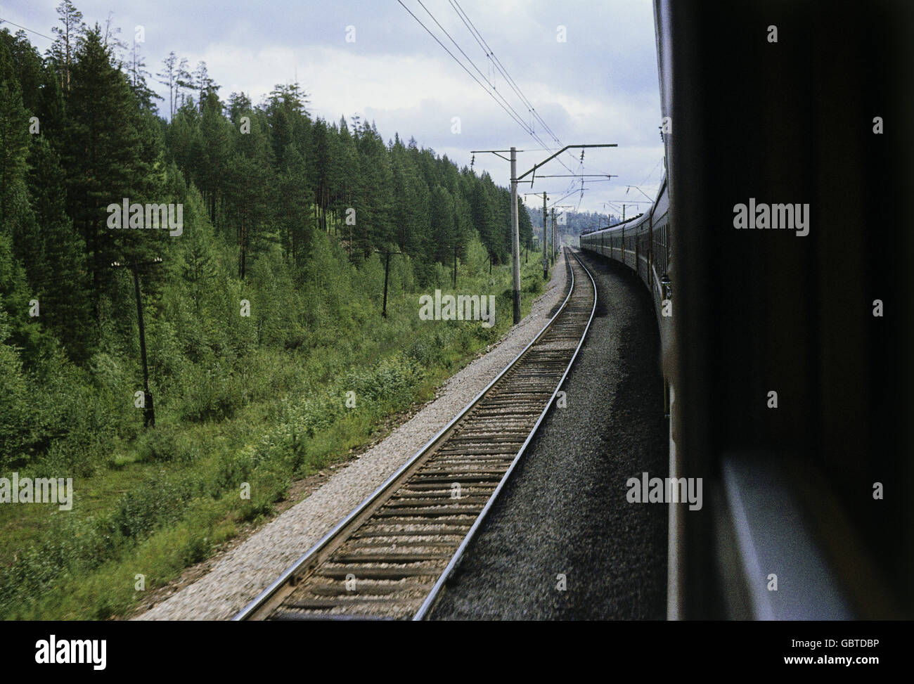 Geografía / viajes, Rusia, Siberia, transporte / transporte, Ferrocarril Transiberiano, Taiga, bosque boreal, 1974, Derechos adicionales-Clearences-no disponible Foto de stock