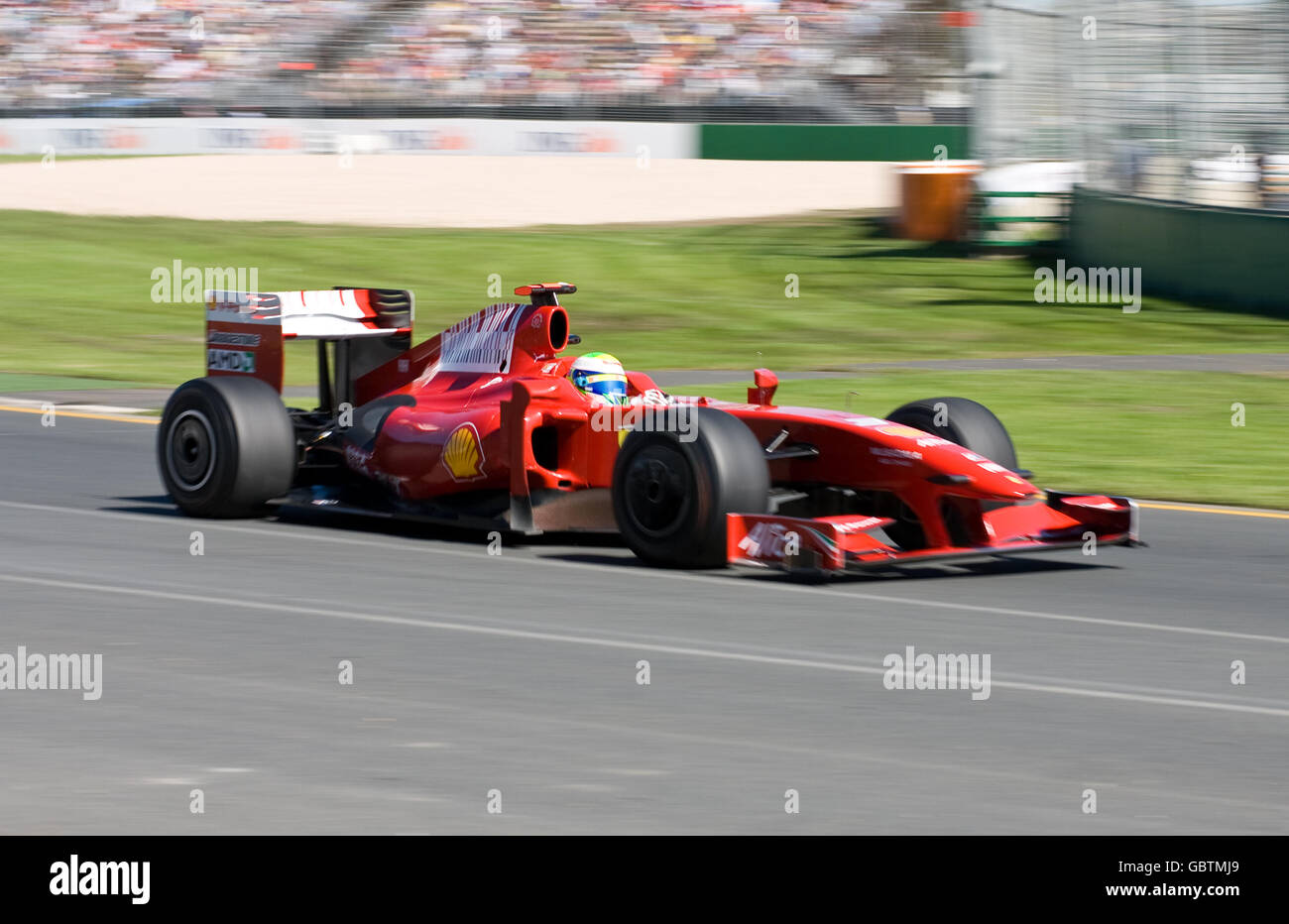Felipe Massa de Ferrari durante la sesión de calificación en Albert Park, Melbourne, Australia. Foto de stock
