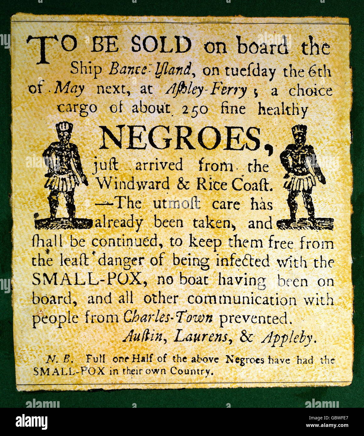 Esclavitud, cartel sobre las ventas de 250 africanos a bordo del barco 'Isla de la lanza' en el puerto de Charlestown, EE.UU., principios del siglo 19, Derechos adicionales-Clearences-no disponible Foto de stock