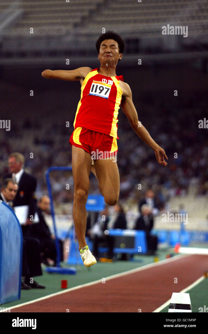 Atletismo Los Juegos Paralímpicos de Atenas 2004 Men's F46 salto en